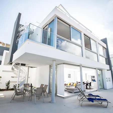 3 Schlafzimmer Mit Pool, Dachgarten, Meerblick Protaras